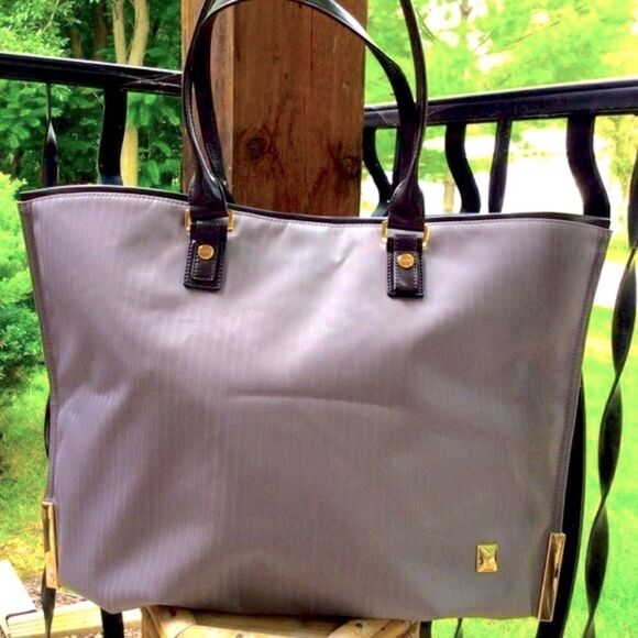 MOSHI ARIA SLIM LIGHTWEIGHT TOTE NWT - Picture 2 of 15